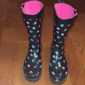 rainboots